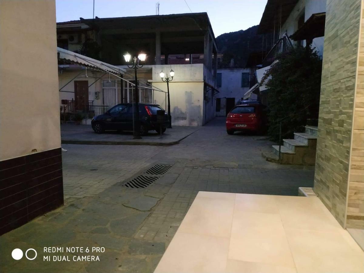 Lavim Apartments 2 سيكيا المظهر الخارجي الصورة